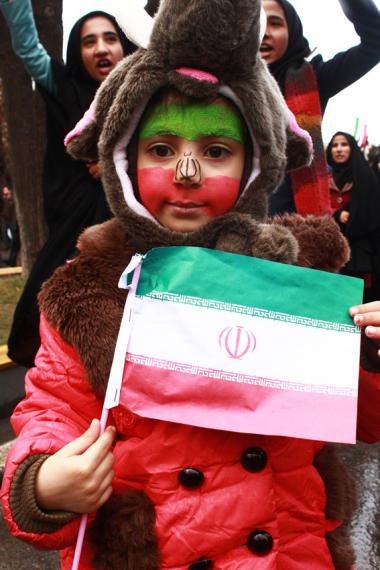   گزارش تصویری حضور  پرشوربانوان همدان در راهپیمایی 22 بهمن
