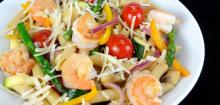 طرز تهیه ماکارونی تابستانی با میگو 
